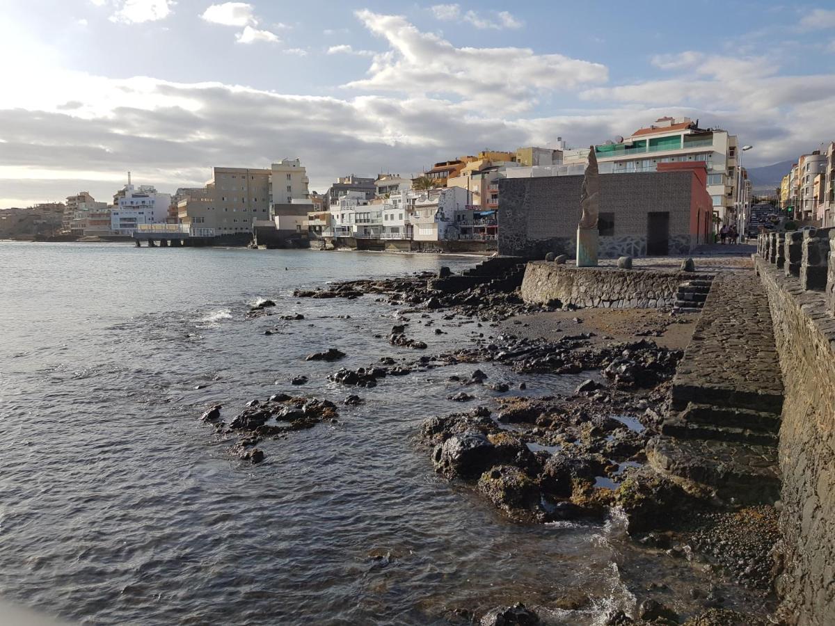 Alquilaencanarias El Medano Pika, Center And Beach Екстериор снимка